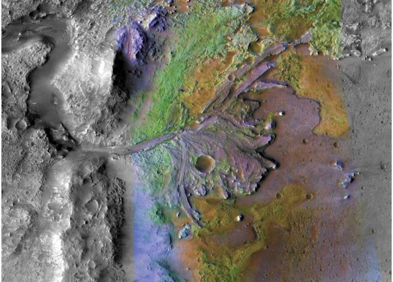 _104402827_35549_080716_jezerocrater_hr.jpg