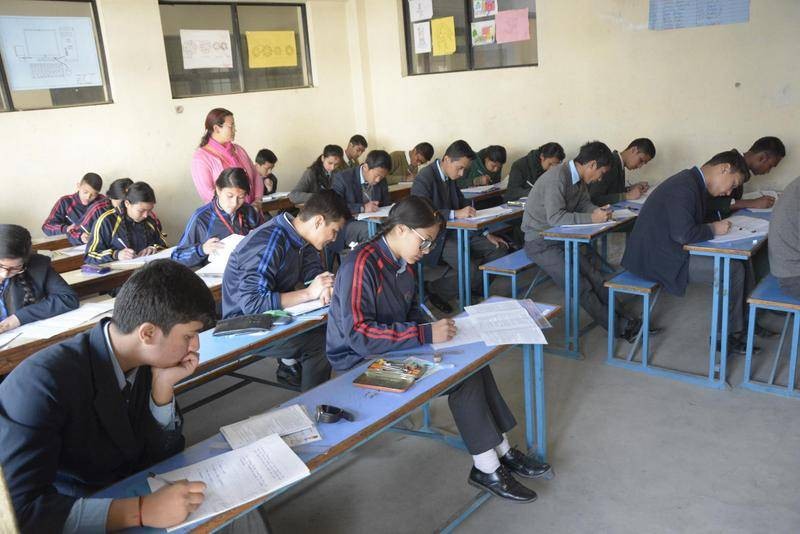 कक्षा ११ को परीक्षा लगाएत सम्पूर्ण अधिकार विद्यालयलाई !