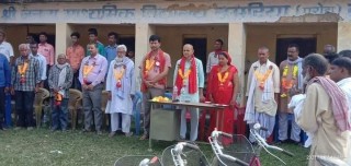"बेटी पढाउ , बेटी बचाउ" अभियान: प्रदेश दुई सरकारद्वारा छात्रहरुलाइ साइकल बितरण।