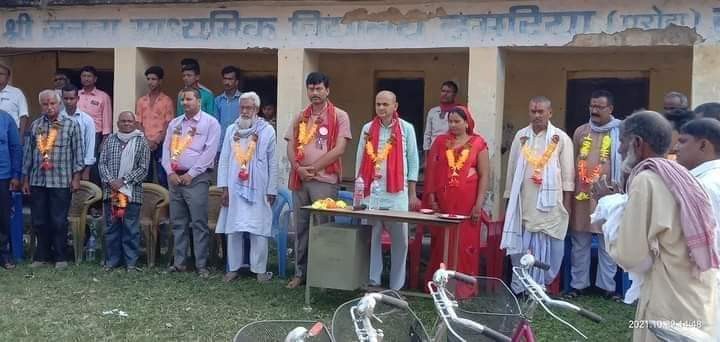 "बेटी पढाउ , बेटी बचाउ" अभियान: प्रदेश दुई सरकारद्वारा छात्रहरुलाइ साइकल बितरण।