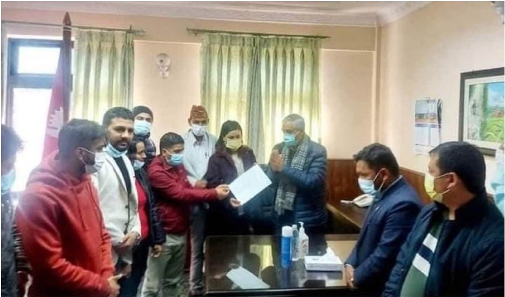 मूल्यवृद्धि विरुद्ध लगाएत सार्वजनिक बिषयमा ७ विद्यार्थी संगठनले बुझाए प्रधानमन्त्रीलाई ज्ञापनपत्र।