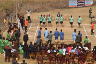 धुनिबेशी नगरपालिकाद्वारा राष्ट्रपति रनिङ शिल्ड -२०७९ शुरु ।