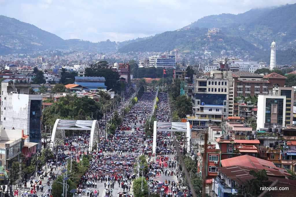 आन्दोलनरत शिक्षक र सरकारबिच औपचारिक वार्ता बस्दै