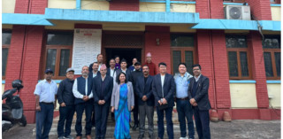 शिक्षा मन्त्री भट्टराईले गरिन सानोठिमीस्थित विभिन्न कार्यालयको निरीक्षण