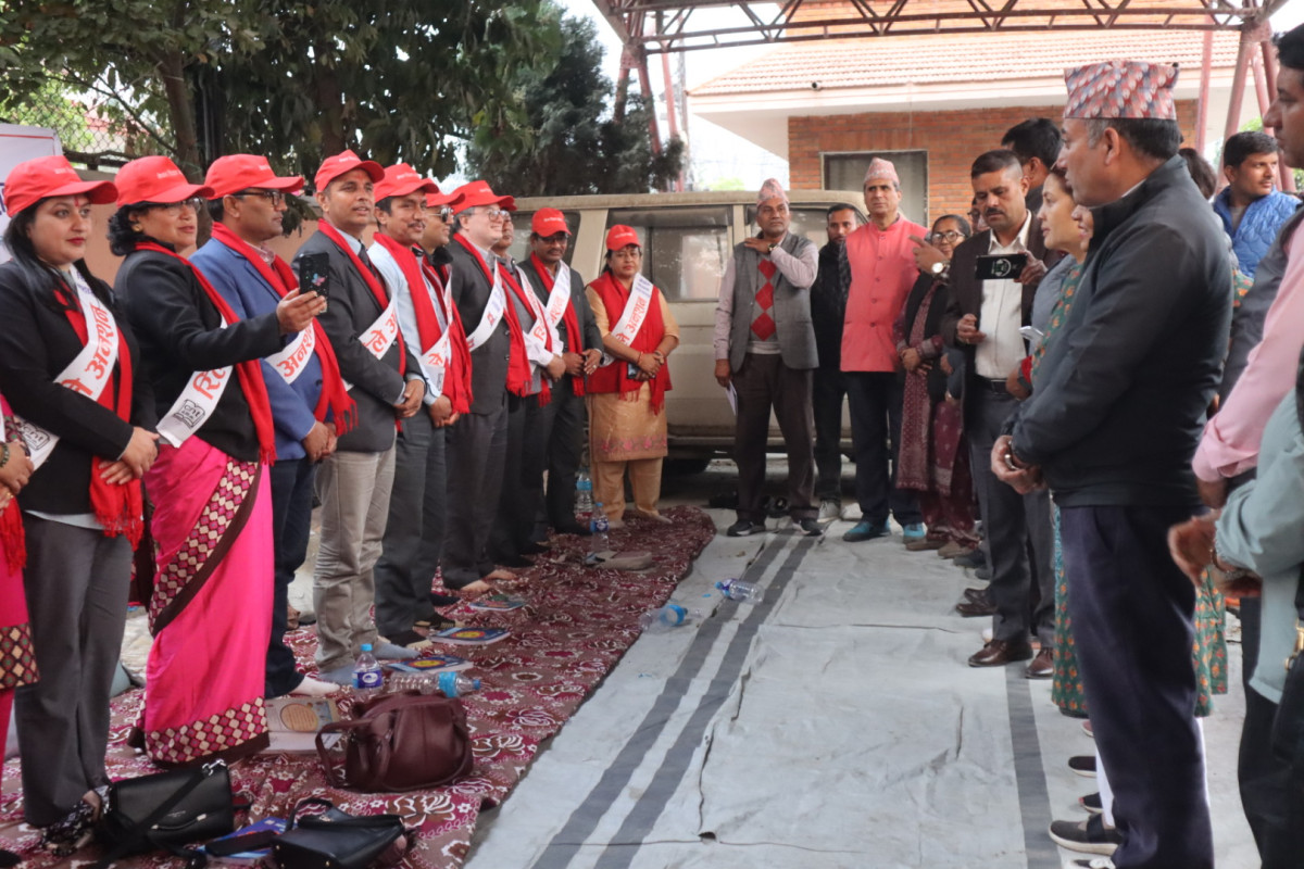शिक्षक आन्दोलन: एसईई कापी नजाँच्ने, शिक्षा समिति सभापतिको राजीनामा माग।