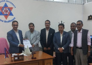 पब्लिक क्याम्पस संघले त्रिवि उपकुलपतिलाई बुझायो पाँचबुँदे मागपत्र।