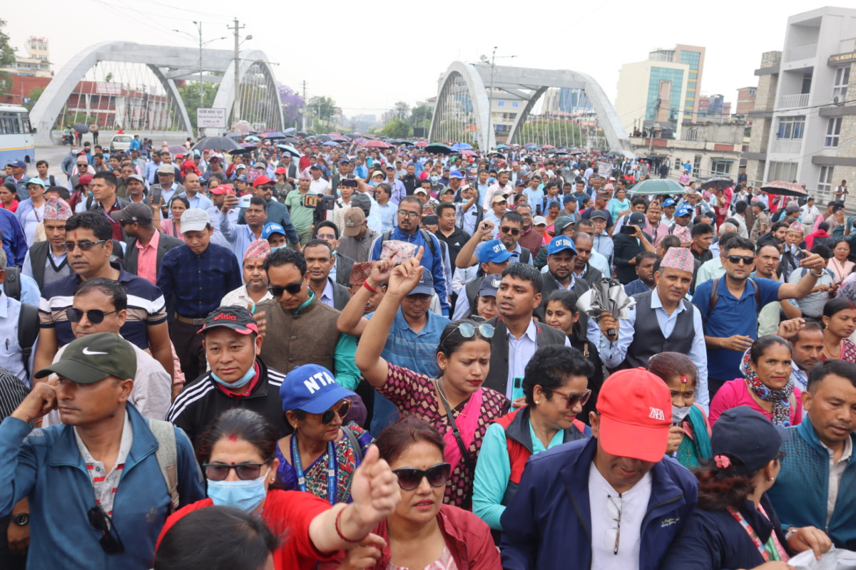 पहिलेको भन्दा सशक्त आन्दोलन गर्ने शिक्षक महासंघको चेतावनी । (बिज्ञप्ति सहित)