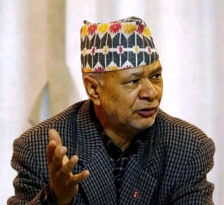 विद्यार्थीलाई +२ गर्ने बित्तिकै एनओसी दिने कार्य रोक्नुपर्छ ।