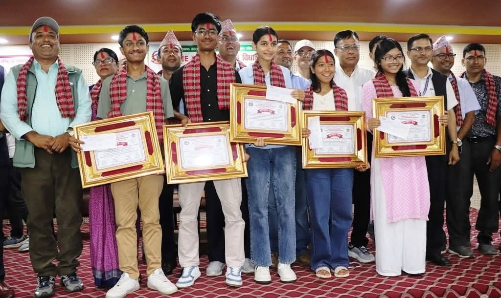 एसईई २०८१मा ४ जिपिए ल्याउने विद्यार्थीलाई ५० हजार नगद पुरस्कार