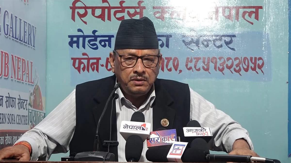 महासंघका पदाधिकारीहरु भित्र एउटा कुरा बाहिर अर्को कुरा गर्नुहुन्छ : सभापति थापा