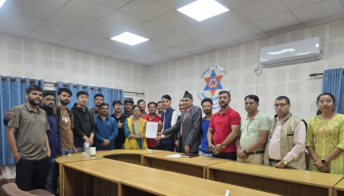 त्रिविले चार बिभागको  शुल्क घटाउने सहमती गरेसंगै अखिल (क्रान्तिकारी) को धर्ना स्थगित