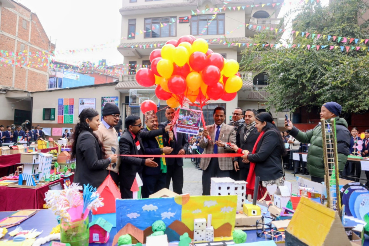 विज्डम एकेडेमीले गर्यो विज्ञान, कला तथा शिल्प प्रदर्शनी