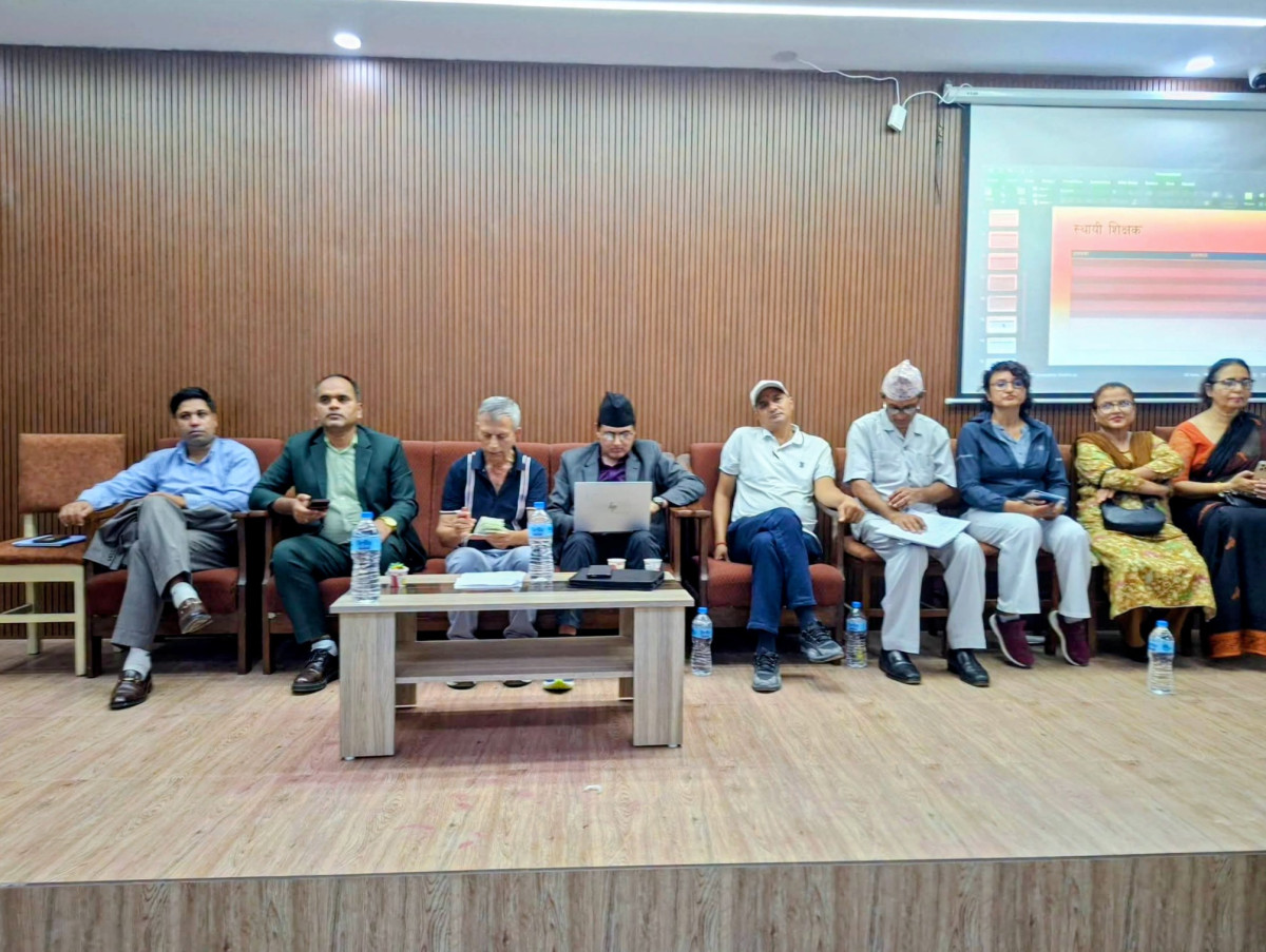 शिक्षा ऐन: शिक्षक–कर्मचारीका पेशागत समस्या र नीतिगत समाधानबारे कोशीमा नीति संवाद सम्पन्न