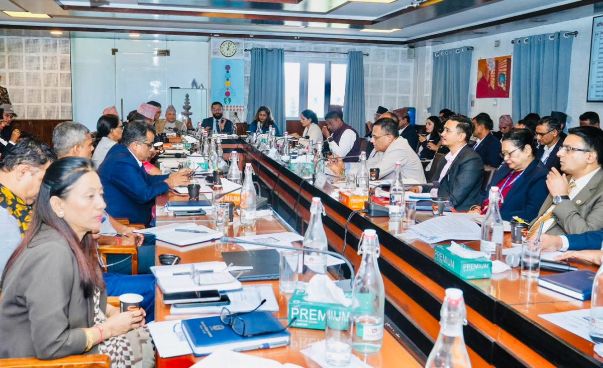 संघ–प्रदेश समन्वय बलियो बनाउन शिक्षामन्त्री पोखरेलको सातै प्रदेशका मन्त्रीसँग छलफल