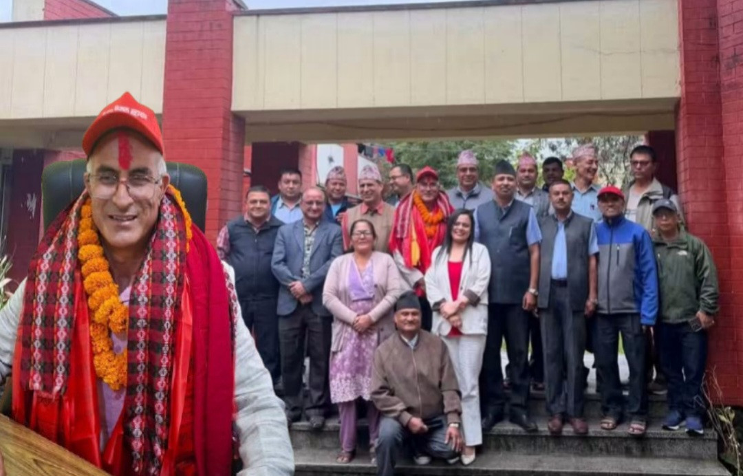 नेपाल शिक्षक महासंघको अध्यक्षमा सुन्दर पन्तले गरे पदभार ग्रहण